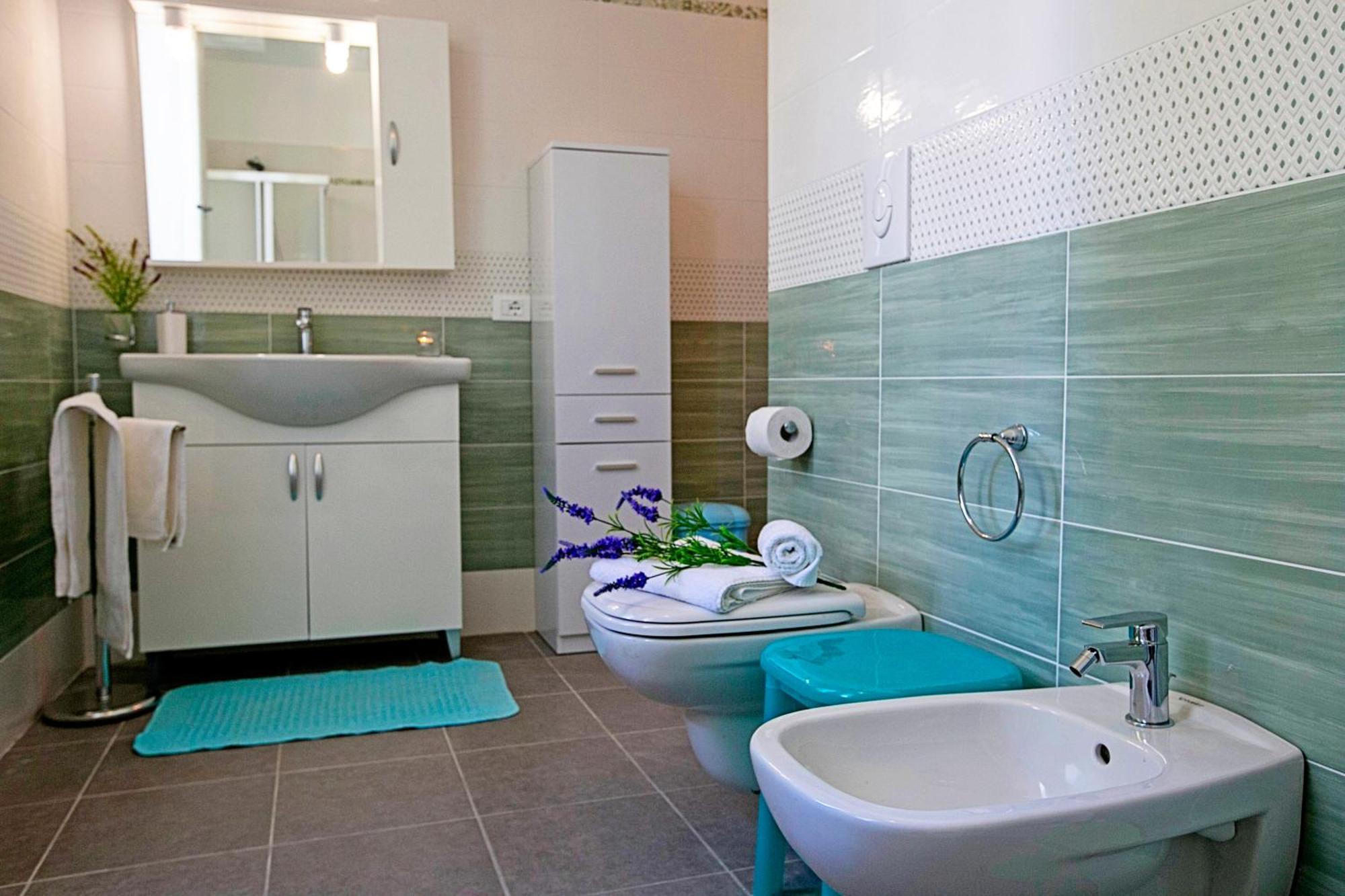 Villa Mimosa - Appartamento 2 - Happy Rentals Desenzano del Garda Exterior foto