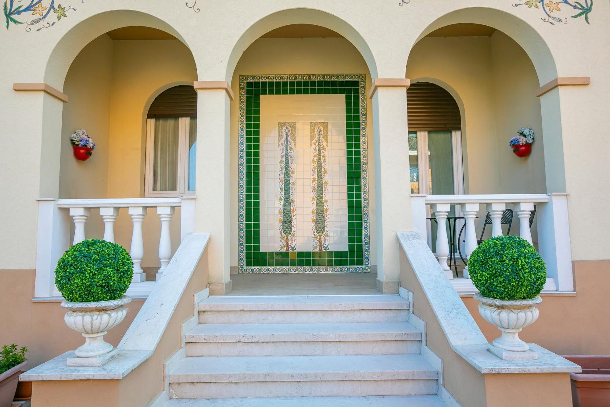 Villa Mimosa - Appartamento 2 - Happy Rentals Desenzano del Garda Exterior foto